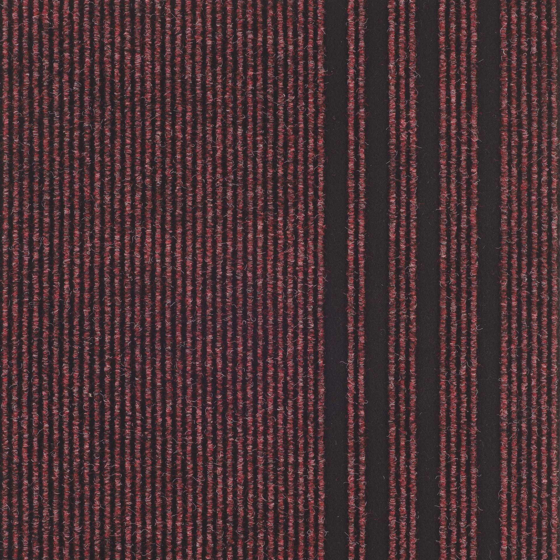 712