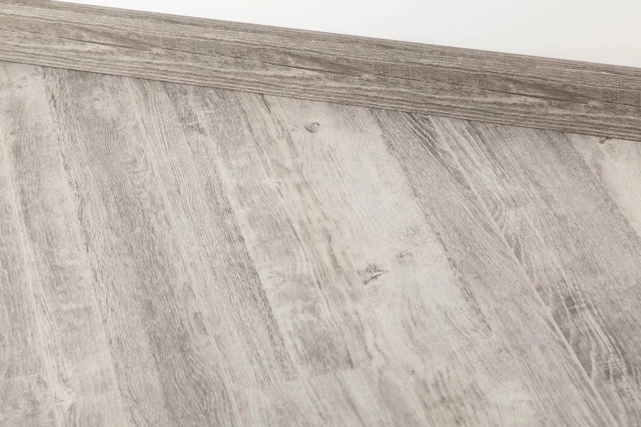 Wood 221 591353