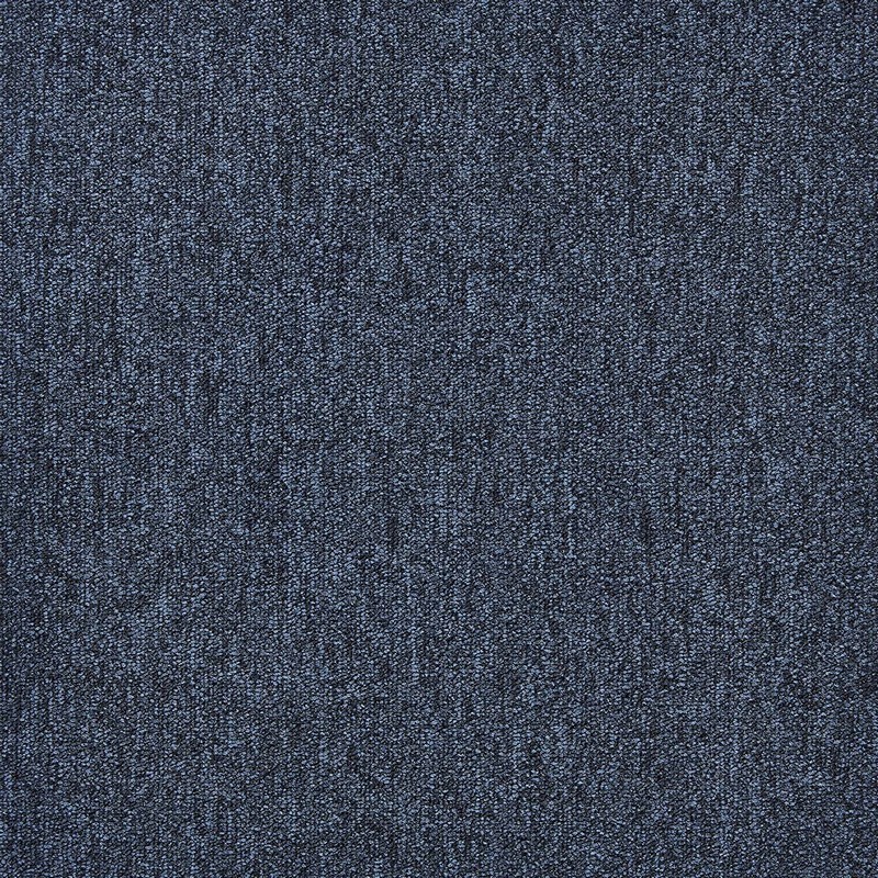 573