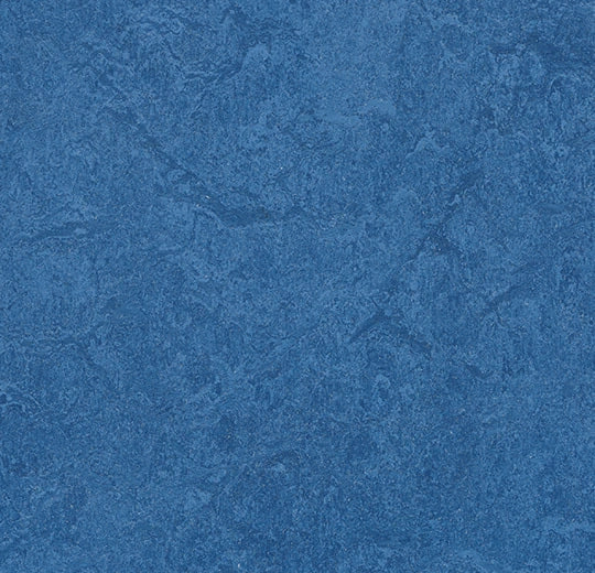 83110 dark blue